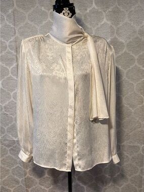Vintage Worthington Ivory secretary Tie-Neck Satin Blouse